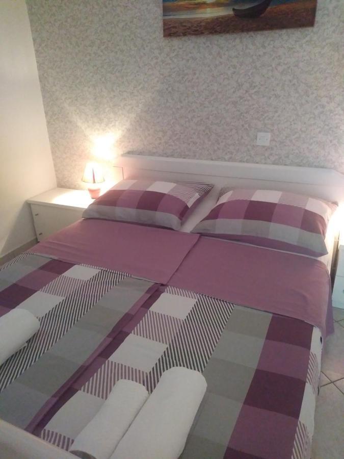 Apartments Soljacic Бол Экстерьер фото