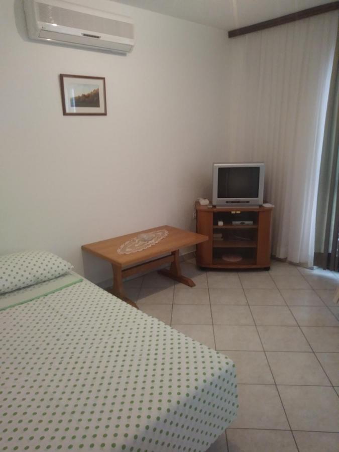 Apartments Soljacic Бол Экстерьер фото
