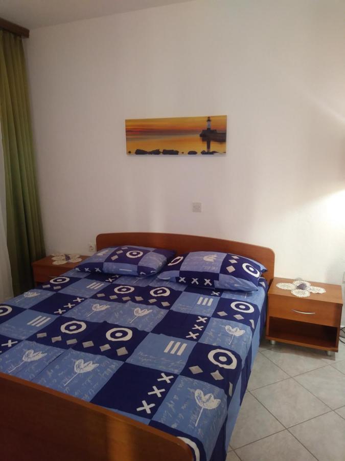 Apartments Soljacic Бол Экстерьер фото