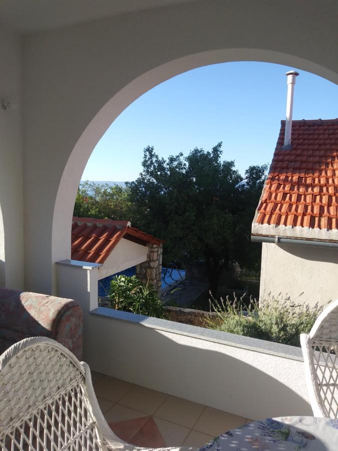 Apartments Soljacic Бол Экстерьер фото